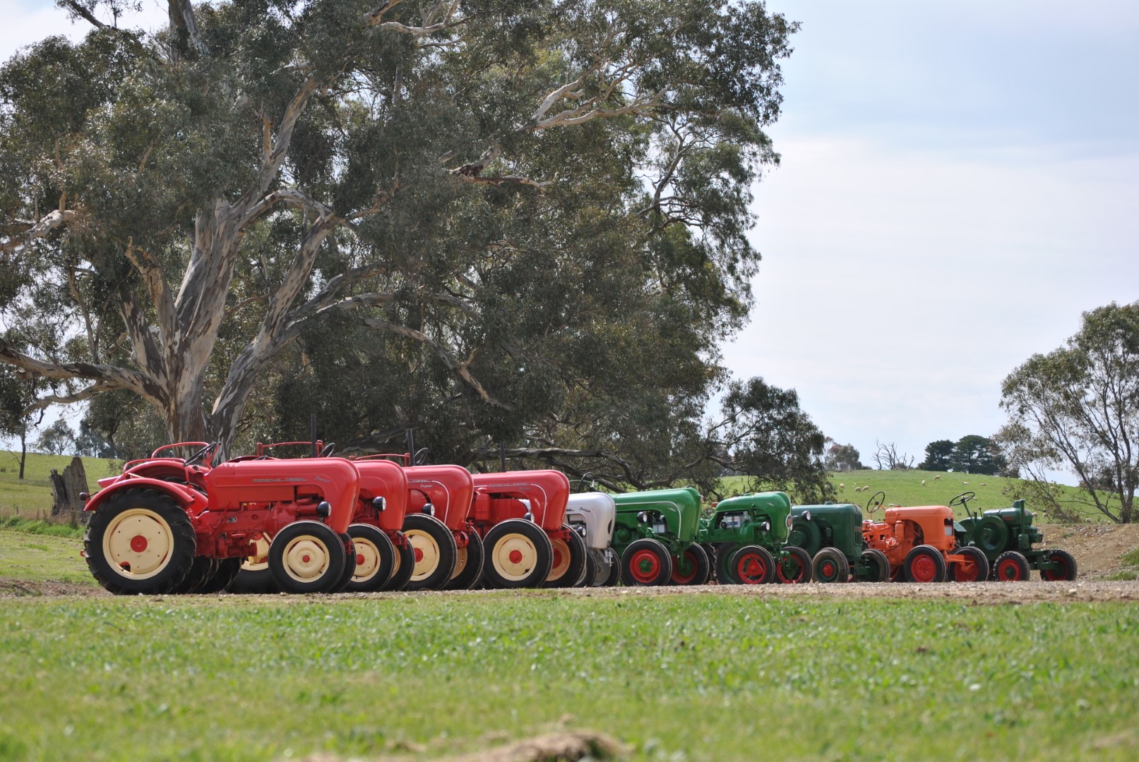 New Records set by Donington Porsche Tractor Auction